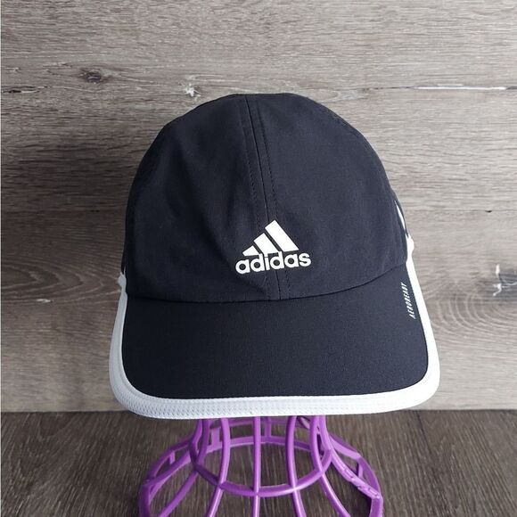 Adidas Aeroready Black and White Lightweight Hat - Picture 1 of 5
